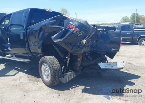 2016 Ford F-250 Xlt z USA, uszkodzony, nr VIN 1FT7W2B68GEA69834